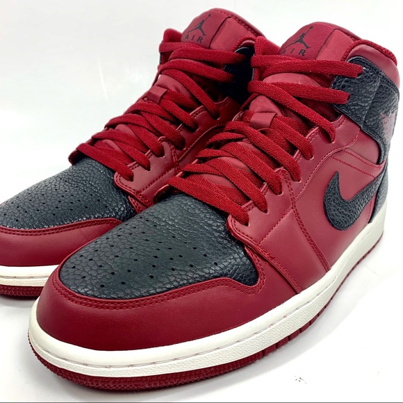 jordan 1 reverse banned